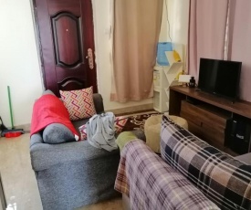 EBONY LIT 1BR APARTMENT