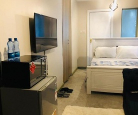 Elite Studio Apartment