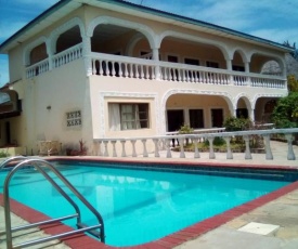 Fahari house