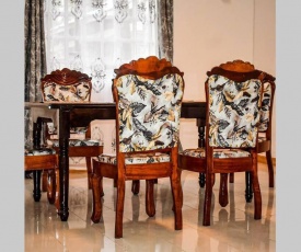 FURAHA LUXURY APARTMENT