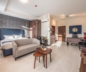 Glam Hotel