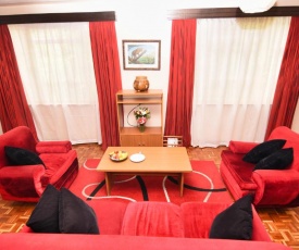 Gracehouse Resort