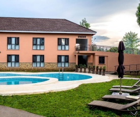 Hunters Paradise Cottages