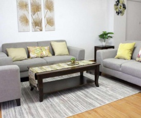 Hurlingham /Kilimani 3 Br with Gym & pool