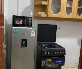 I br apartment opp. Garden city