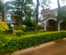 Janoh Guest House (Victoria Ripples)