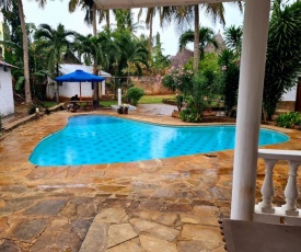 Japolo Holiday Homes