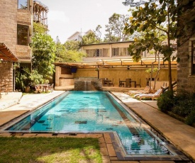 Kates Apartments
