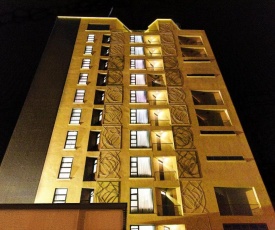 L'Aziz Suites
