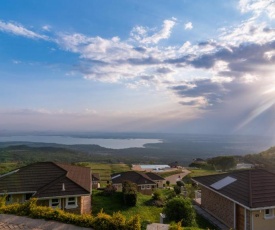 Lake Elementaita Mountain Lodge