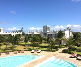 Life Resort St. Thomas Royal Palm