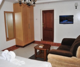 Acacia Gardens Homestay