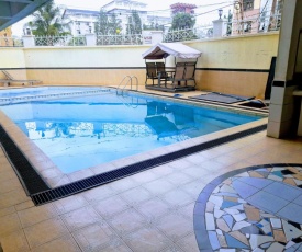 Lovely 3 bedroom fully furnished at Skyhorse Apartments