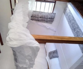 Maimuna Holiday Home