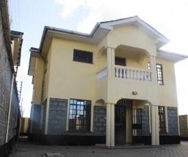 Mekonah Place - 4 Br All ensuite Villa