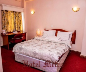 Metro Hotel