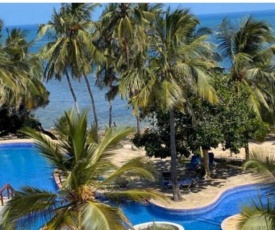 ONE BEDROOM BEACHFRONT APARTMENT IN SHANZU,MOMBASA