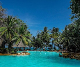 Papillon Lagoon Reef Hotel