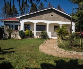 REENS VACATION HOLIDAY HOME
