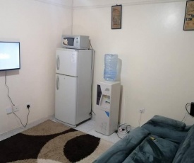 Robert's lovely one bedroom unit next to TRM mall, Nairobi