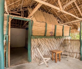 Room in BB - Mida Creek Eco Camp - cosy lodge