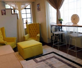 Rose Avenue Penthouse