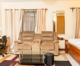 Amber's Suites 201 Mvuli