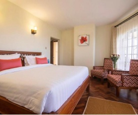 Saab Royale Resort