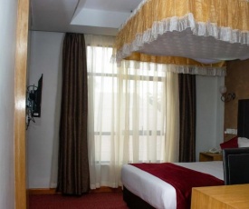 Amelia Karen Hotel