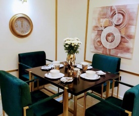 Sandalwood Suites - Serviced One Bedroom Holiday Homes