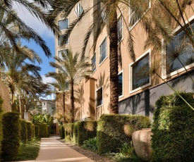 Sankara Nairobi, Autograph Collection