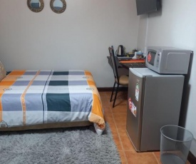 Seandiga's studio apartment