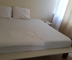 Spacious one bedroom beachfront apartment