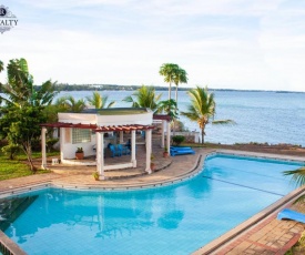 Stay.Plus Nyali Beachfront Apartment