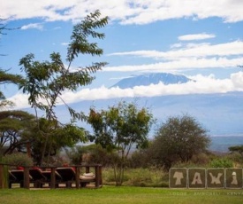 Tawi Lodge