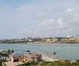 Two bedroom beach front( 1st row to the beach)