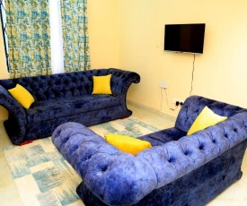 Uniquely furnished 1 bedroom apartment
