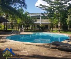 Villa Diani - 4 Bedroom
