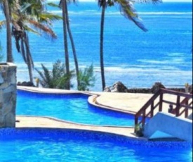 Wave 'n' Sea at La Mera Beach Apartment