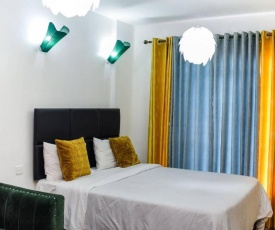 West Suites - 401