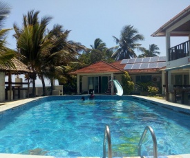 Xanadu Beach Villa - TO BOOK ALL UNITS