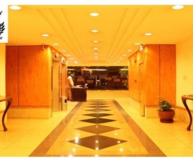 Yaya Hotel & Apartments
