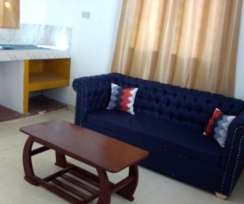 Brink Breeze Guest Rooms & Apartments