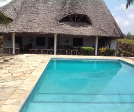 Chrystal Watamu Cottages