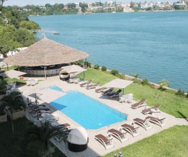 CityBlue Creekside Hotel & Suites