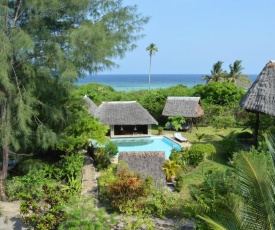 Coast Sun Gardens Cottage