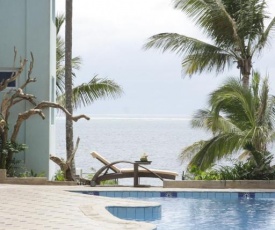 Cowrie Shell Beach Apartments