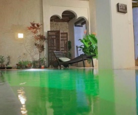 dar el eden house