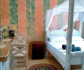 Diani Luna cozy studio