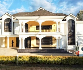 Don's White House
